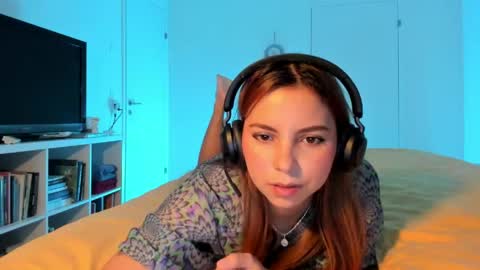 Lola doll online show from 05-28-26, 01:30