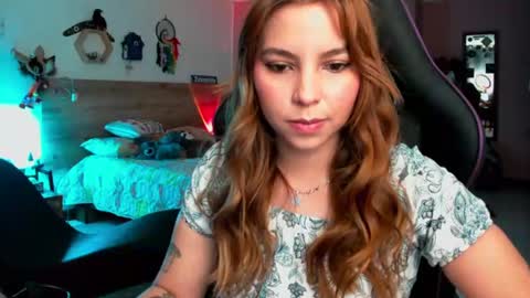 Lola doll online show from 06-30-26, 03:57