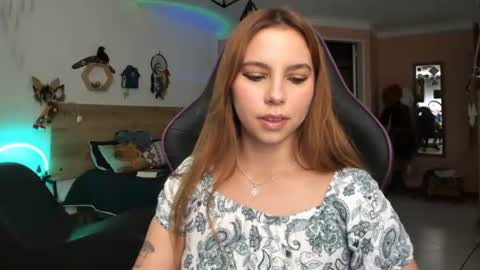 Lola doll online show from 07-16-26, 04:13