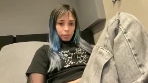 lole online show from 05-01-26, 12:15