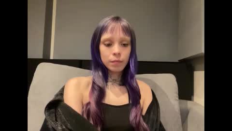 lole online show from 05-18-26, 04:24