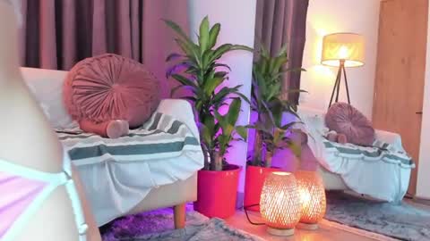 Snapshot of lolly_js_ chatting on 07-02-26, 03:34 Lolly online show from 07-02-26, 03:34