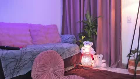 Snapshot of lolly_js_ chatting on 07-30-26, 03:27 Lolly online show from 07-30-26, 03:27