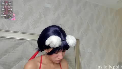 Snapshot of lolly_polie chatting on 01-25-25, 04:35 Lolly and neighbor online show from 01-25-25, 04:35