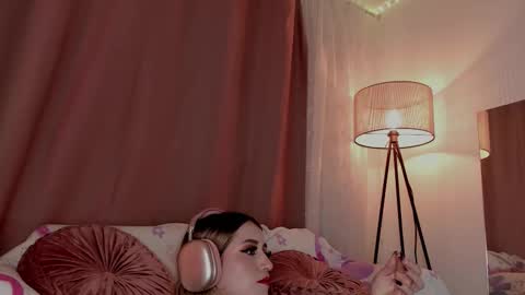 Lolly online show from 12-23-25, 05:49