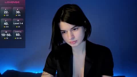 Elly online show from 12-22-25, 07:11