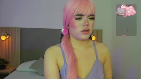 Snapshot of loly_berry chatting on 06-12-26, 03:05 L O L Y online show from 06-12-26, 03:05