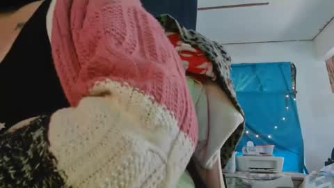 Londoncashmere69  online show from 12-07-24, 04:25