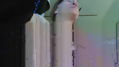 Londoncashmere69  online show from 02-04-25, 12:29