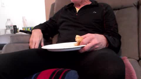 looking469 online show from 03-19-26, 04:44