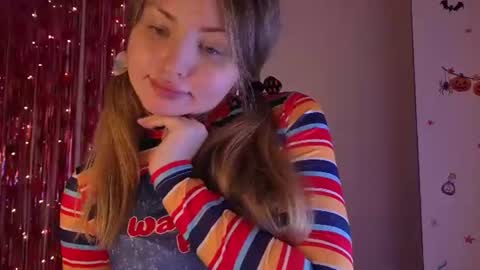 Snapshot of lora_amber chatting on 06-11-26, 03:32 Lora online show from 06-11-26, 03:32
