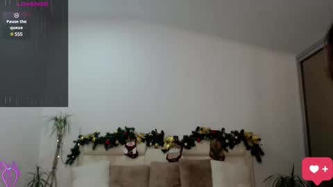 Lora online show from 12-23-24, 04:28