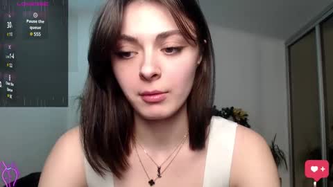 Lora online show from 01-08-25, 04:11