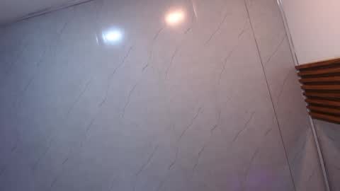 Loren online show from 05-19-26, 03:02