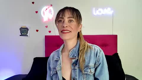 Snapshot of lorena_sweet3 chatting on 04-14-26, 02:01 lorena_sweet3 online show from 04-14-26, 02:01