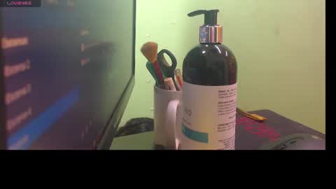 Snapshot of lorenapinto_ chatting on 06-27-26, 07:52 lore online show from 06-27-26, 07:52