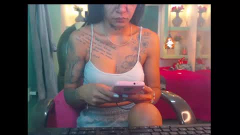 Snapshot of lorenapinto_ chatting on 07-06-26, 11:40 lore online show from 07-06-26, 11:40