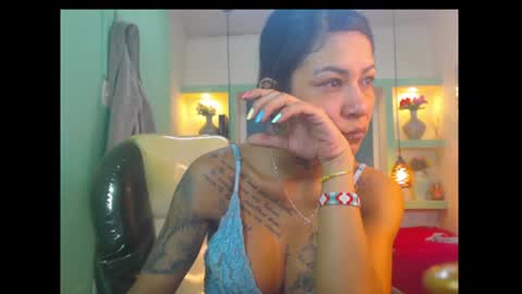 Snapshot of lorenapinto_ chatting on 07-08-26, 12:04 lore online show from 07-08-26, 12:04