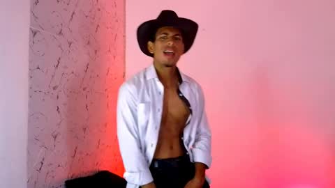Snapshot of lorian_vikel chatting on 05-02-26, 11:43 Lorian Vikel online show from 05-02-26, 11:43