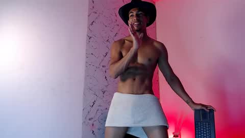Snapshot of lorian_vikel chatting on 05-26-26, 12:28 Lorian Vikel online show from 05-26-26, 12:28