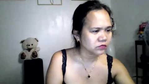 Snapshot of lorraine_cola chatting on 09-20-25, 05:03 Lorraine online show from 09-20-25, 05:03