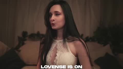 Snapshot of lost_mymind chatting on 01-14-26, 11:27 Jess online show from 01-14-26, 11:27