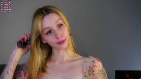 Jess online show from 05-24-26, 01:43