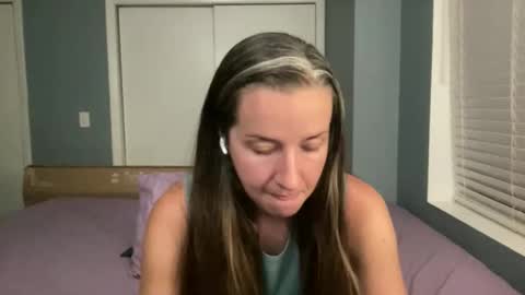 lothlori online show from 05-19-26, 01:56
