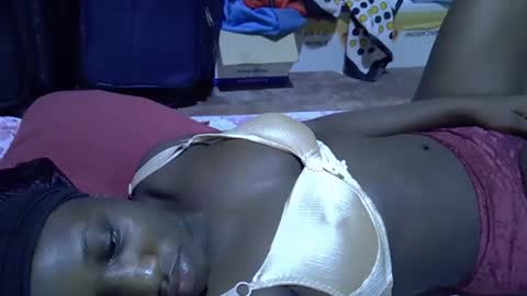 lotty_lavilla online show from 01-16-26, 02:48