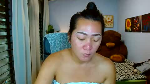 Snapshot of louie_sexy chatting on 06-20-26, 06:05 Cathy online show from 06-20-26, 06:05