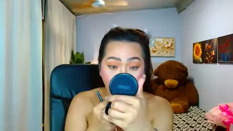 Snapshot of louie_sexy chatting on 06-27-26, 12:22 Cathy online show from 06-27-26, 12:22