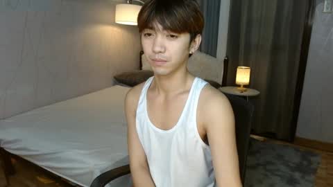 Snapshot of louieismy_name chatting on 01-05-25, 01:35 ignot ursh online show from 01-05-25, 01:35