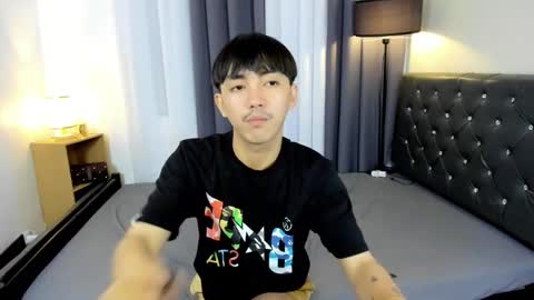 Snapshot of louieismy_name chatting on 10-09-25, 08:01 ignot ursh online show from 10-09-25, 08:01