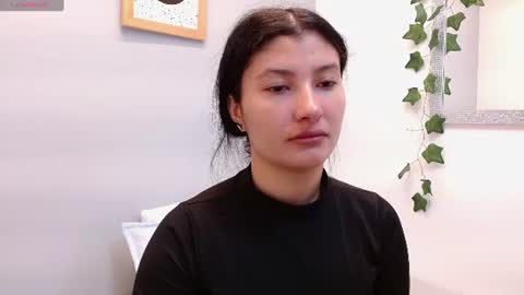 Snapshot of louis_k chatting on 06-19-26, 11:25 Louis K online show from 06-19-26, 11:25