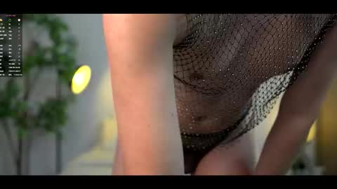 Snapshot of louis_zh chatting on 03-04-26, 10:16 Louis online show from 03-04-26, 10:16