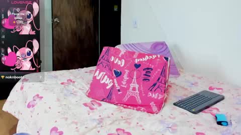Mi lu online show from 04-21-26, 01:06