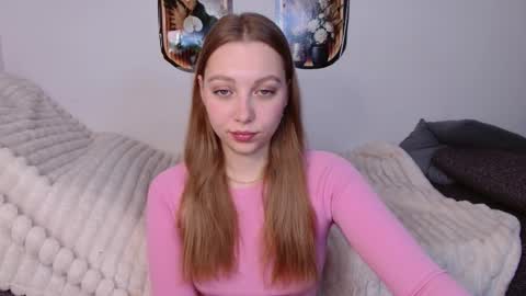 Snapshot of love_bella_ chatting on 04-10-26, 12:16 love bella online show from 04-10-26, 12:16