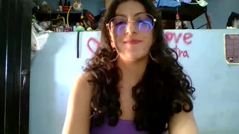 Snapshot of love_electra chatting on 01-17-26, 08:12 love_electra online show from 01-17-26, 08:12