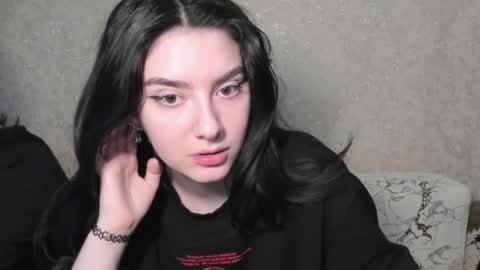 LINA online show from 04-08-26, 04:51