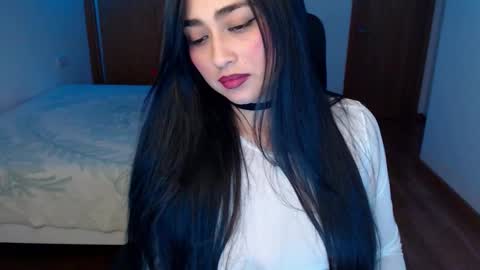 Samantha online show from 02-17-25, 06:04