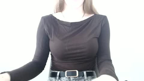 Snapshot of love_vivian chatting on 06-12-26, 10:03 Vivian online show from 06-12-26, 10:03