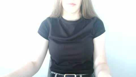 Snapshot of love_vivian chatting on 07-06-26, 11:07 Vivian online show from 07-06-26, 11:07