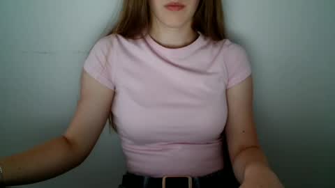 Snapshot of love_vivian chatting on 07-14-26, 11:05 Vivian online show from 07-14-26, 11:05