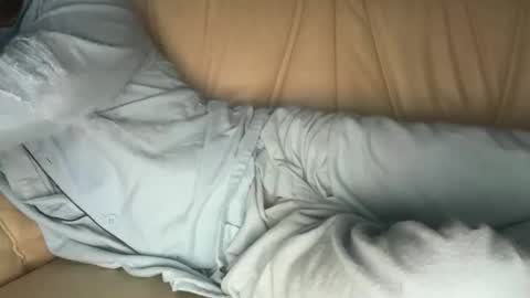 lovecoquin online show from 10-15-25, 08:20