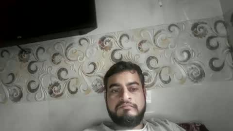 Snapshot of loveforhug chatting on 11-19-25, 09:42 Rahul online show from 11-19-25, 09:42