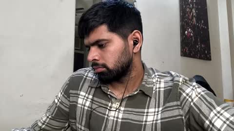 Indian hairy online show from 03-09-25, 07:15