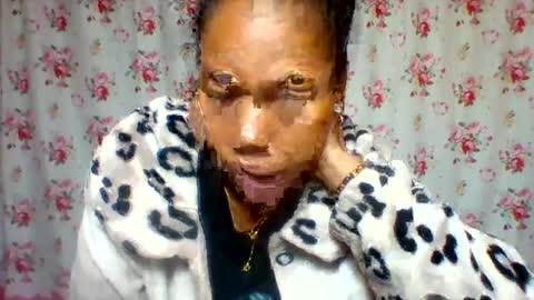 Snapshot of loveinlife750427 chatting on 07-13-26, 07:16 loveinlife750427 online show from 07-13-26, 07:16