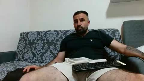 Snapshot of loveivat80 chatting on 04-18-26, 05:28 loveivat80 online show from 04-18-26, 05:28