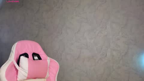 Molly online show from 06-28-26, 06:36