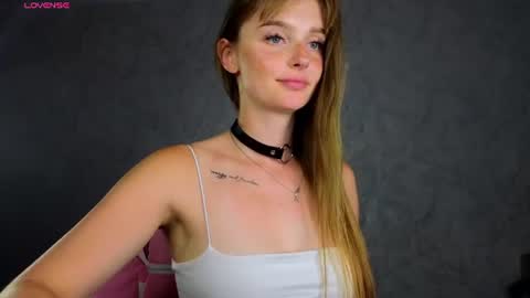 Molly online show from 07-10-26, 05:48